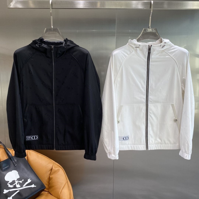 chr1st1an D10r outwear